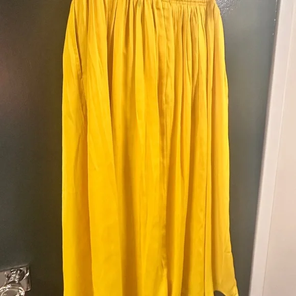 Ann Taylor Canary Yellow Midi Skirt with Gathered Waist - Picture 9 of 11
